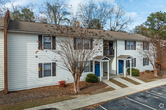 Building Photo - Fullwood Pointe