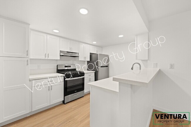 Building Photo - Charming 2-Bedroom  1-Bath, Newly Renovated Apartment in Downtown Ventura -