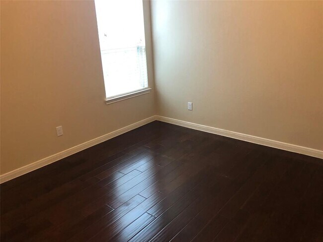 Building Photo - 4823 Lennon Park Ct
