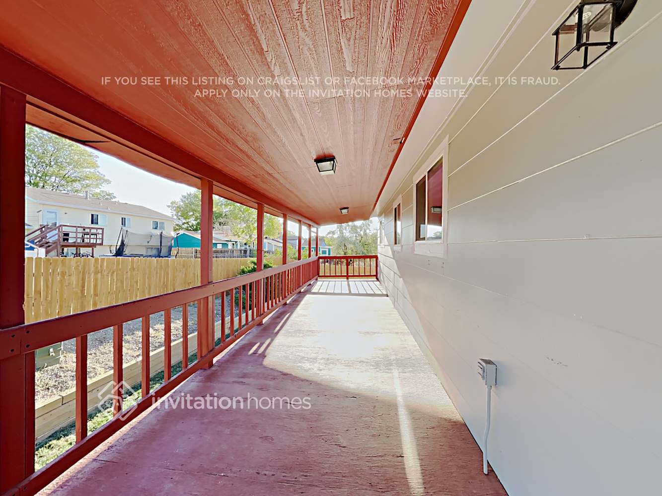 Building Photo - 9764 Columbine Ct