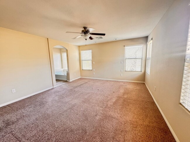 Building Photo - Beautifu 2 Story 4 bedrooms 2.5 baths located in Mountain Edge Southwest