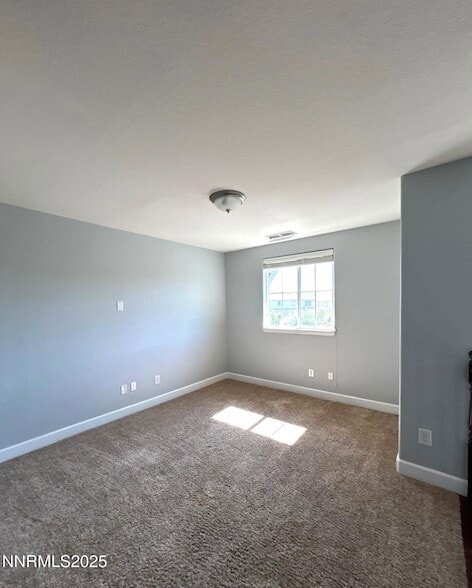 Building Photo - 2065 Long Hollow Dr