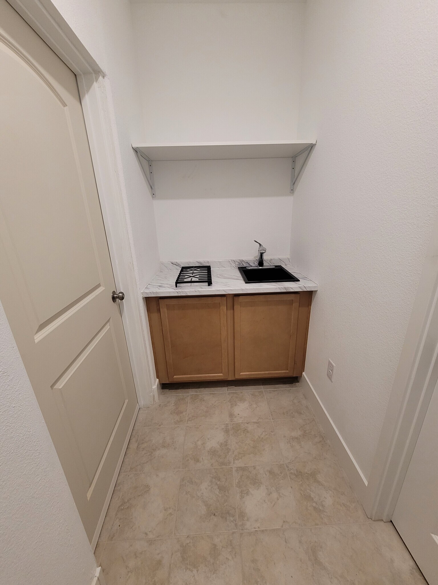 Building Photo - 8055 Monterey Pebble Way