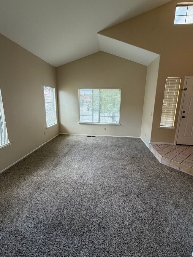 Building Photo - 8240 Rockbury Way