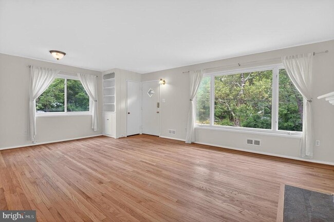 Building Photo - 3129 Homewood Pkwy