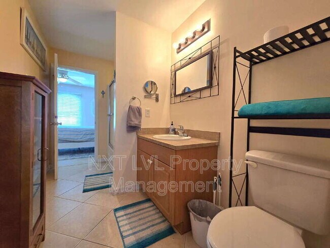 Building Photo - 2507 Embers Pkwy W