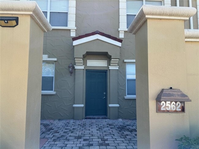 Building Photo - 2562 Bella Vista Dr