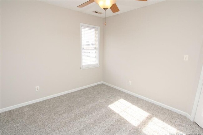 Building Photo - 101 Lake Meadow Dr