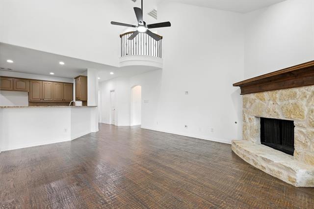 Building Photo - 10421 Sexton Dr