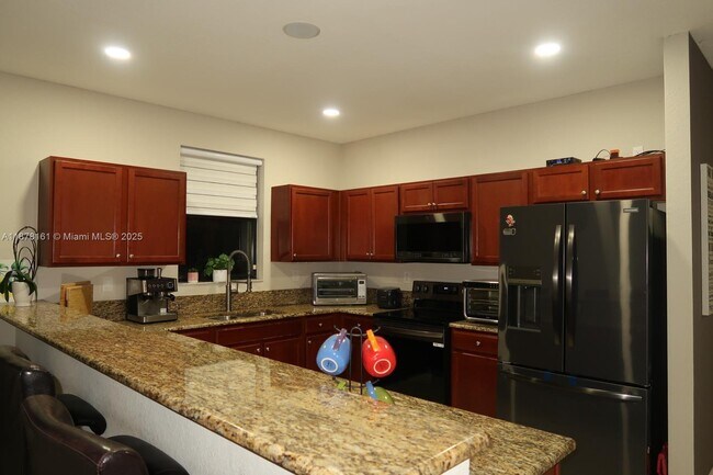 Building Photo - 4300 SW 164th Path
