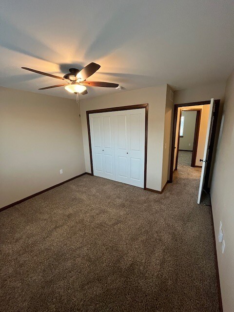 Building Photo - 27 Jaro Wy