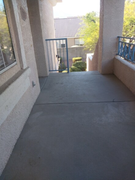 Building Photo - 10552 Pine Pointe Ave