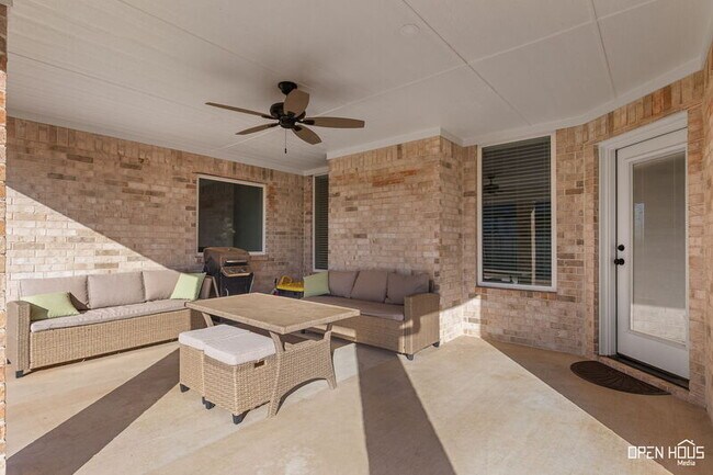 Building Photo - 5211 McSally Dr
