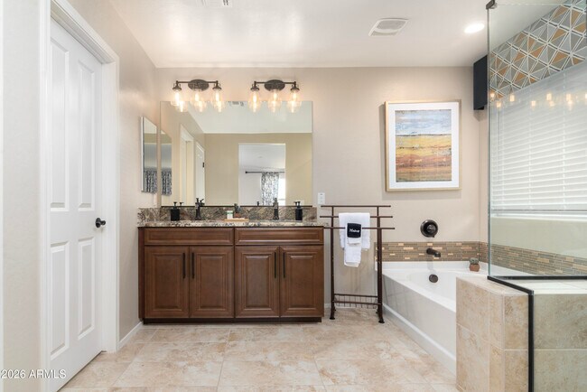Building Photo - 5156 E Desert Vista Trail