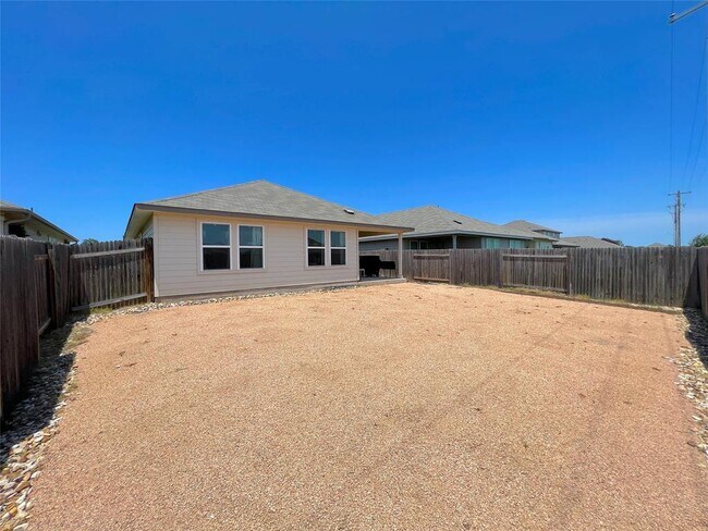 Building Photo - 502 Mossy Rock Dr