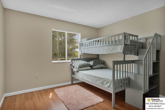 Building Photo - Cozy Kissimmee Townhouse