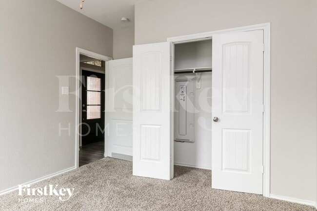Building Photo - 9302 Victoria Valley Ct