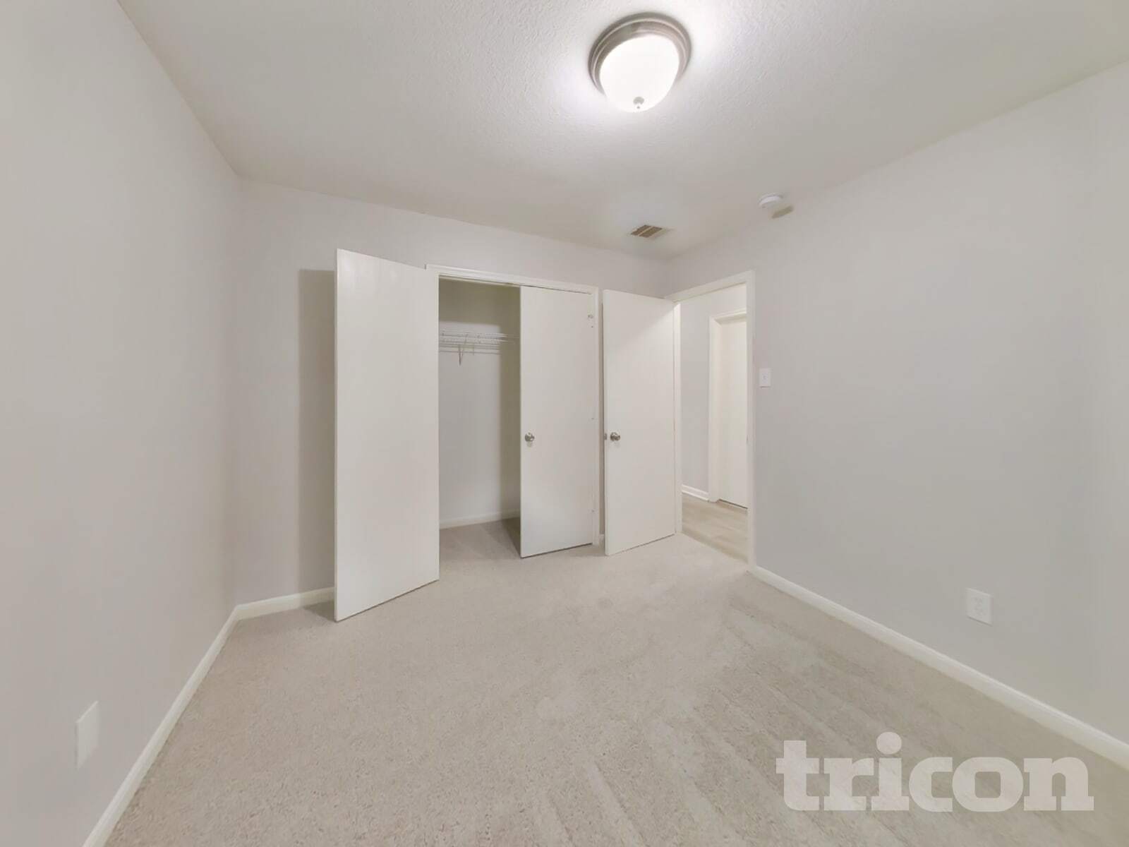 Building Photo - 6535 Providence View Ln