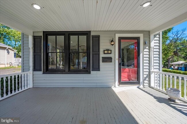 Building Photo - 45 Mattingly Ave