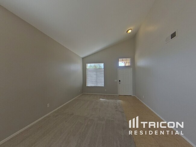 Building Photo - 17679 N Avelino Dr
