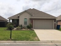 Building Photo - 121 Merrydale Ln