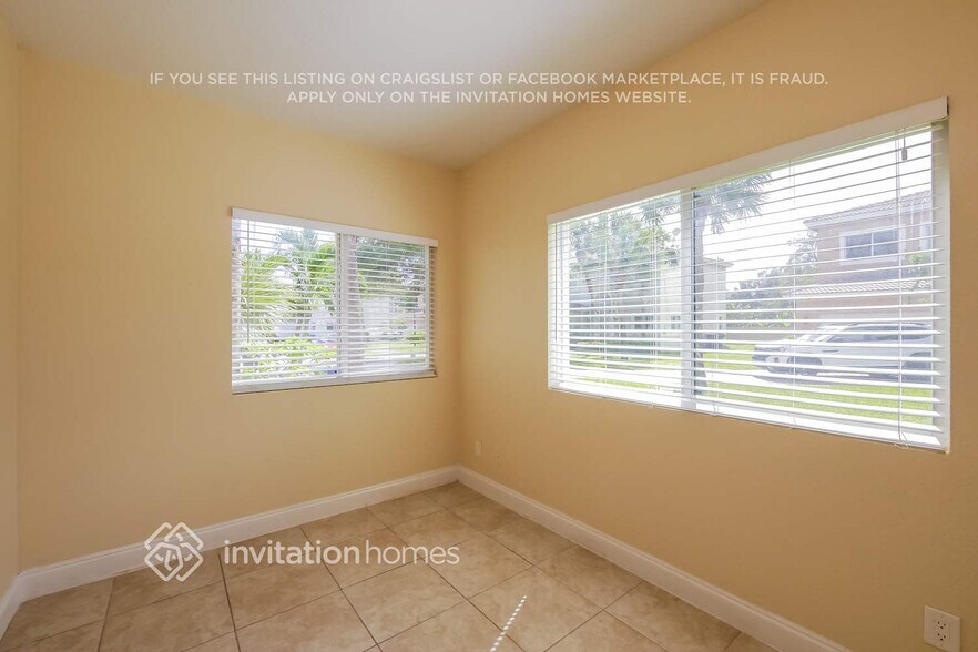 Building Photo - 4551 NW 36th Ct