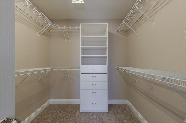 Building Photo - 1130 Grove Park St