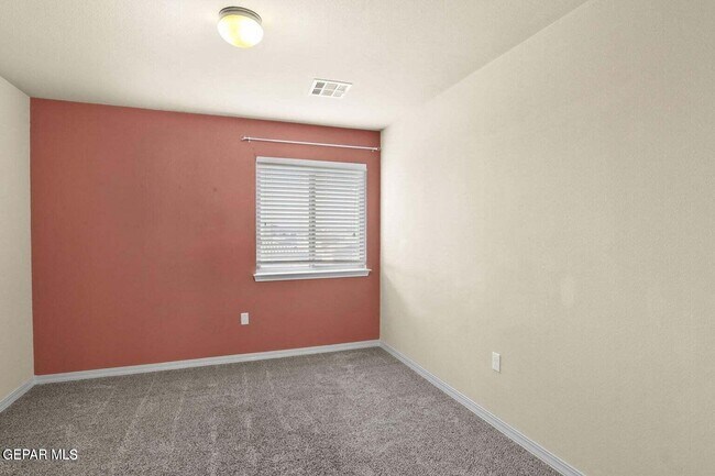 Building Photo - 14832 Bert Cameron Ave