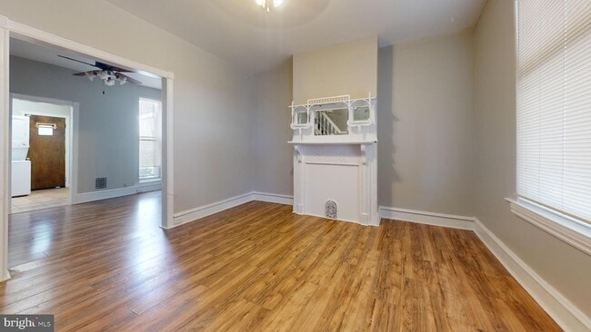 Primary Photo - 44 N Yewdall St