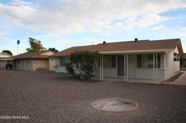 Building Photo - 11014 W Cheryl Dr