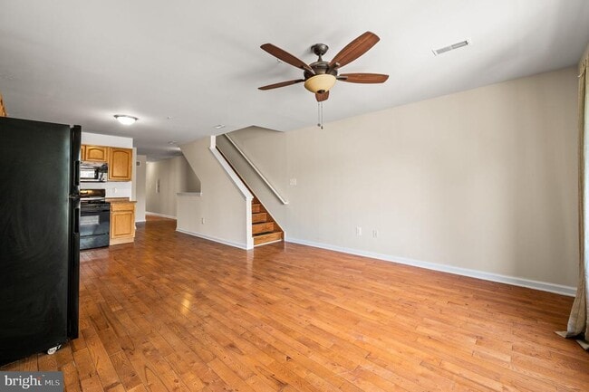 Building Photo - 1256 S 45th St