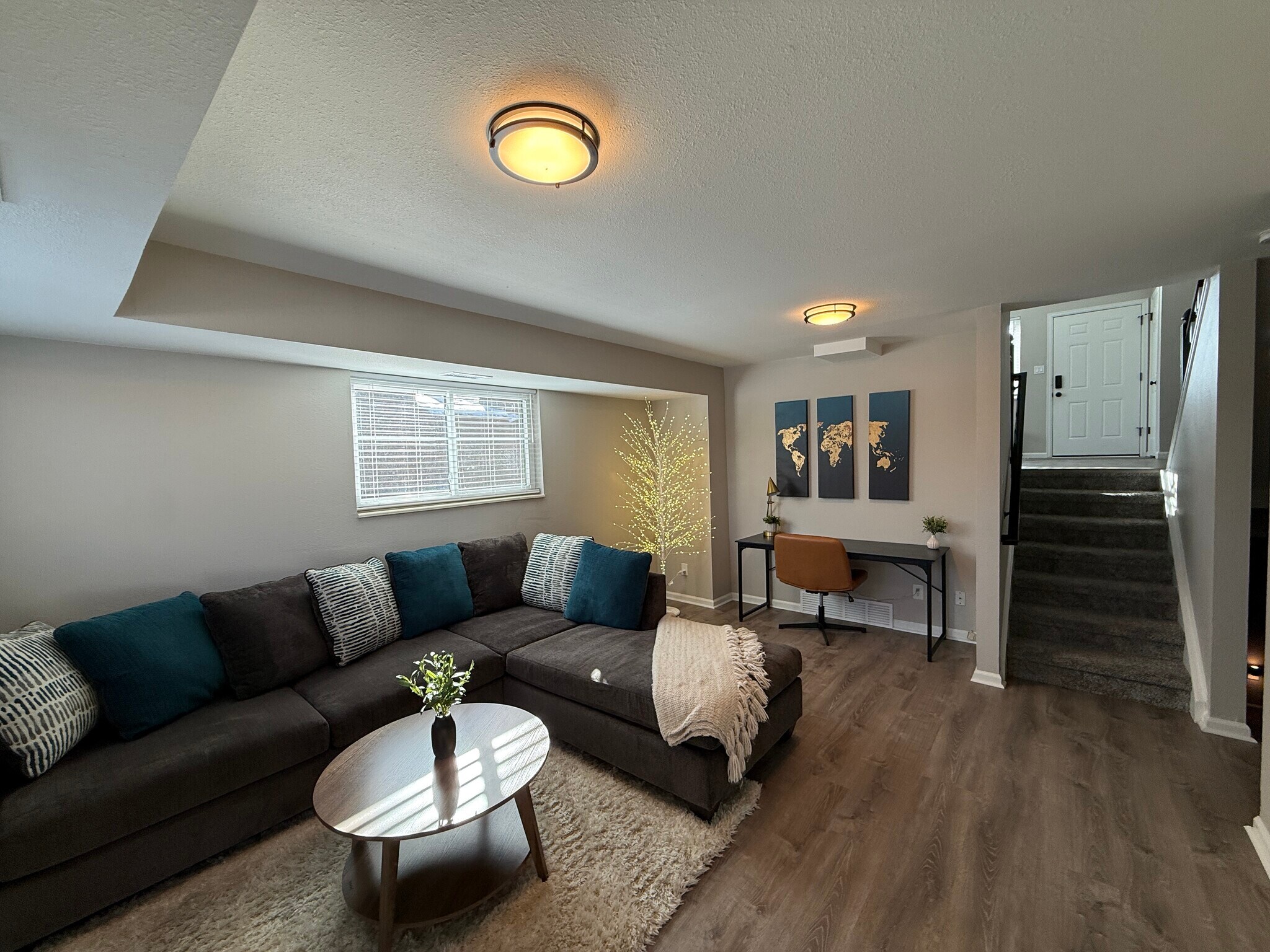 Livingroom-lower - 5916 Newcombe Ct