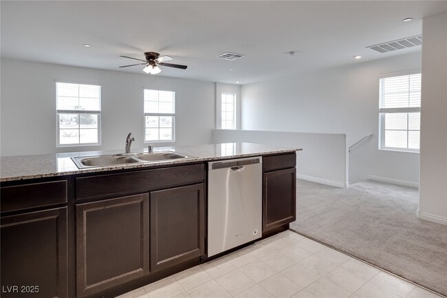 Building Photo - 5164 Steep Cliffs Ave