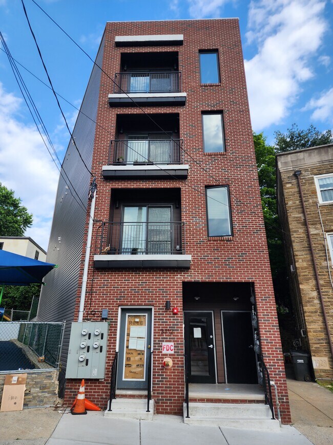 Building Photo - 3712 Midvale Ave