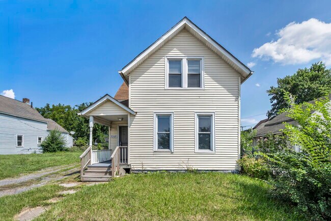 Building Photo - 3369 E 49th St
