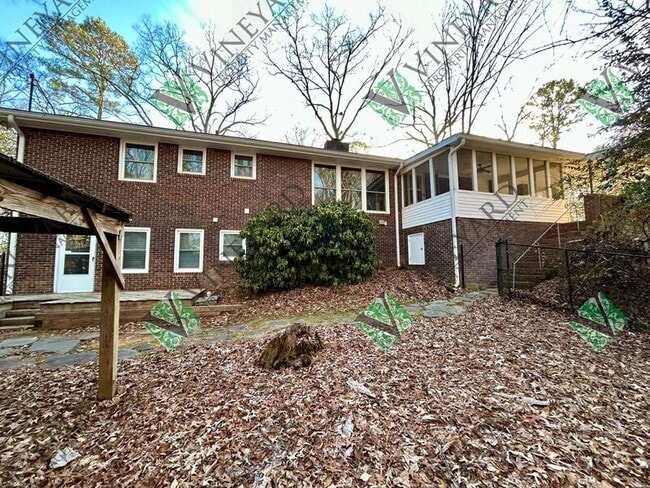 Building Photo - 261 Ridgeway Rd
