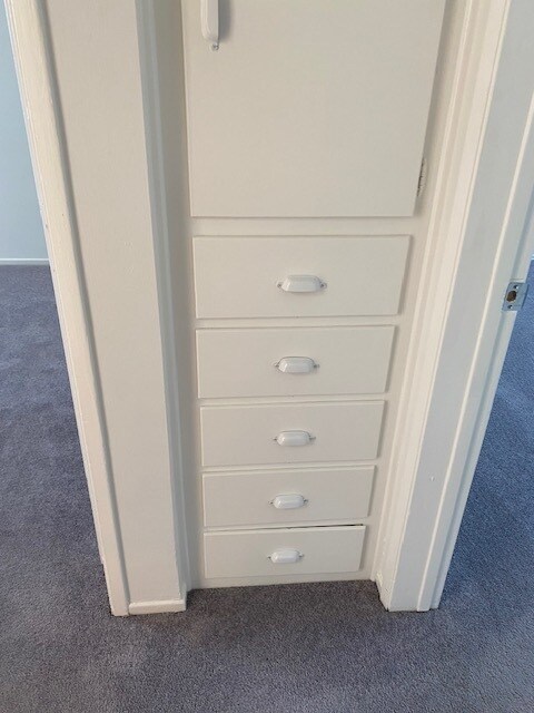 Linen Closet - 1511 Yale St