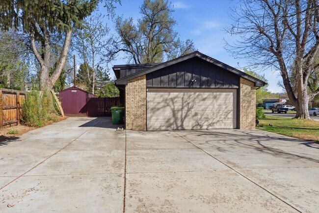 Building Photo - 7105 W 34th Pl