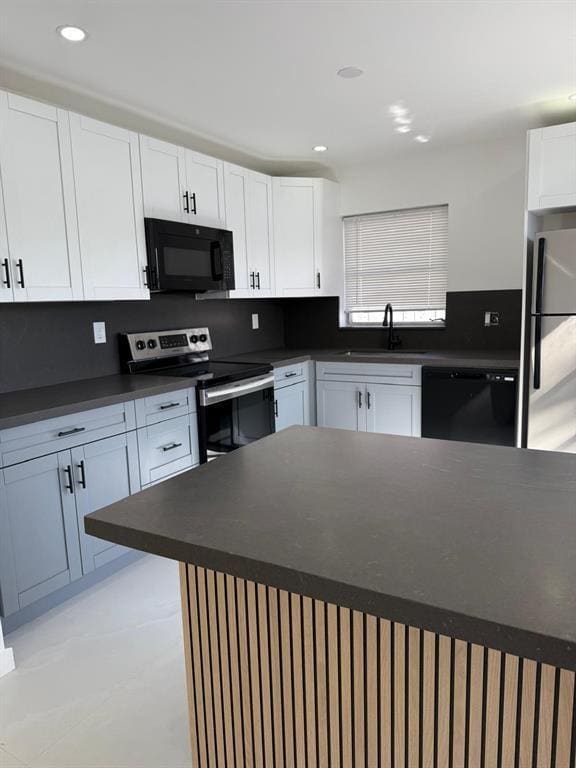 Building Photo - 1054-1058 Southwest 2nd Street Apt #1058, Hallandale Beach, FL 33009 - 2 BR 1 BA multi-family home