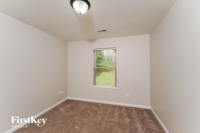 Building Photo - 150 Briar Ridge Ln
