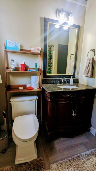 Building Photo - 3641 SW Evelyn St