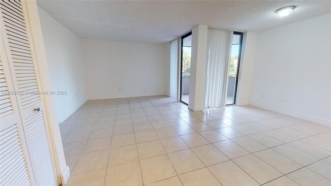 Building Photo - 8215 SW 152nd Ave