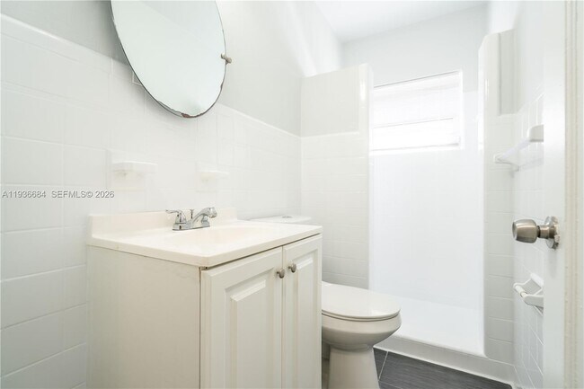 Building Photo - 437 NE 82nd St