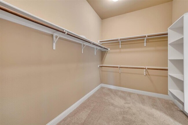 Building Photo - 10821 Crosbyton Ln