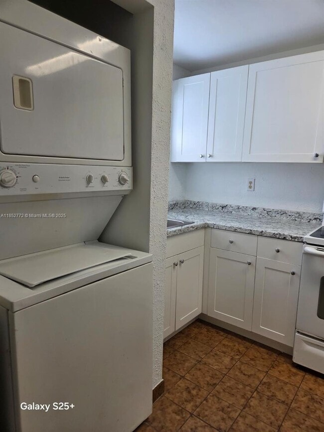 Building Photo - 3791 NW 78th Ave