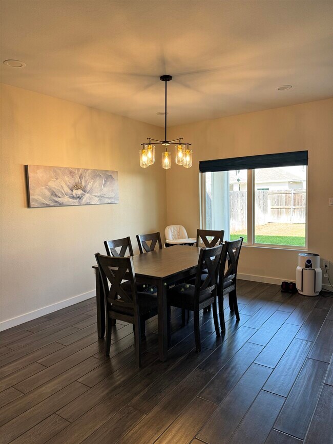 Building Photo - 1322 Sambar Lp