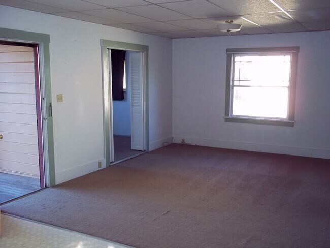 Building Photo - 3235 Myers St