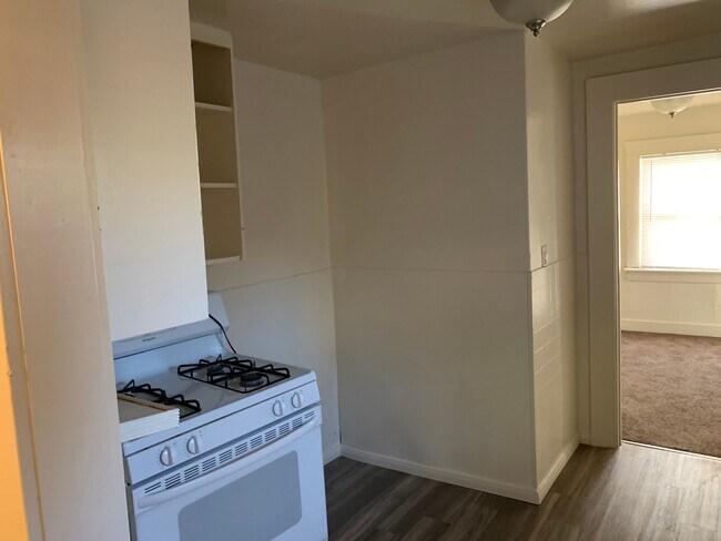 Building Photo - 1809-1811 Buena Vista St