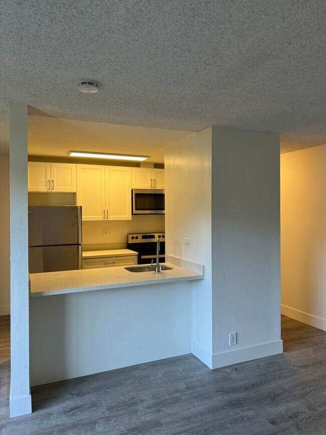 Building Photo - 2309 Blake St