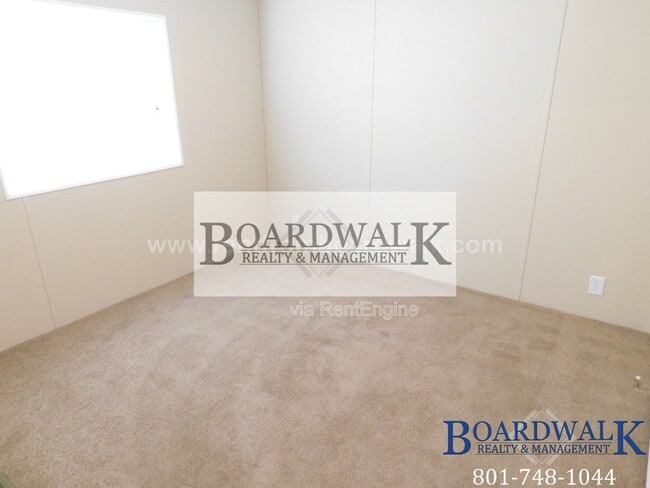 Building Photo - 3114 S 200 E